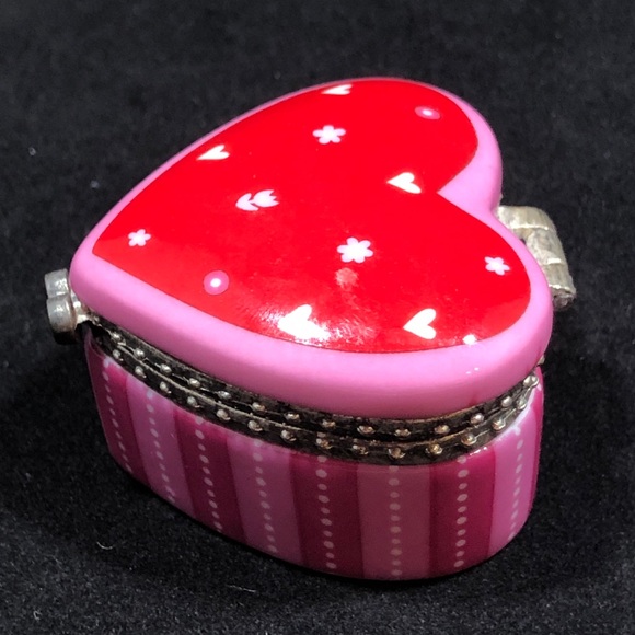 HEART CERAMIC TRINKET BOX by Hallmark - Picture 2 of 8